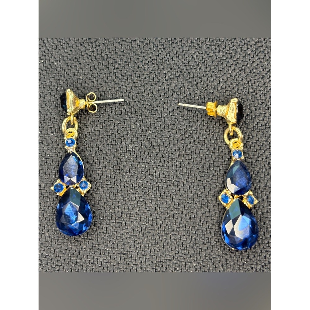 Gold-Tone Blue Crystal Necklace & Earrings Set‎ - Picture 11 of 16